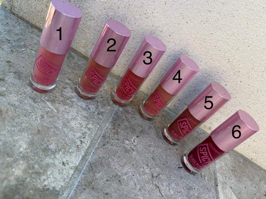 Gloss spicy à l'acide hyaluronique 👄