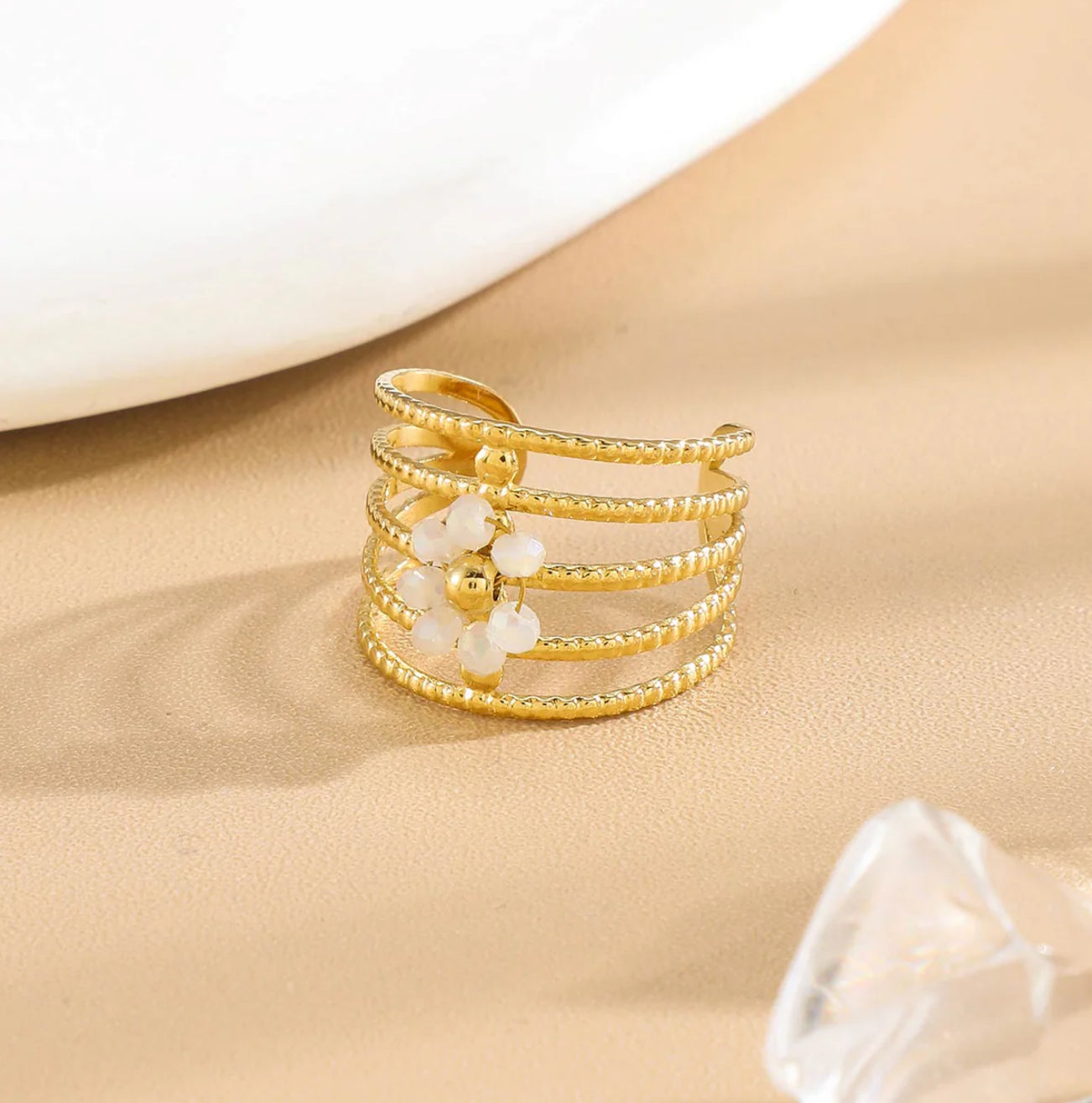 Bague dorée Multi Anneaux Torsadés Floral Avec Cristaux